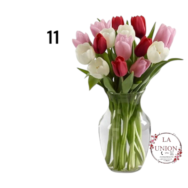 Hermoso Ramo de 15 tulipanes  en jarron  de vidrio, samaritano,