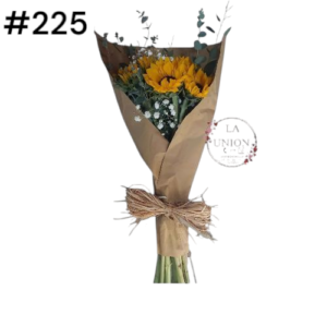 Hermoso arreglo de mano con 4 girasoles