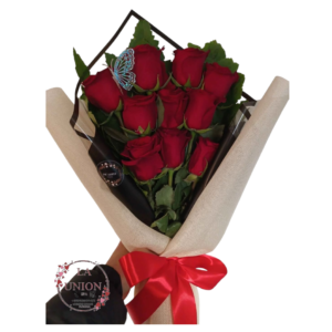 Ramo de mano 10 tallos de rosas