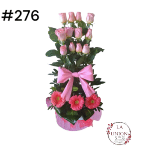 Hermoso arreglo con rosas rosadas