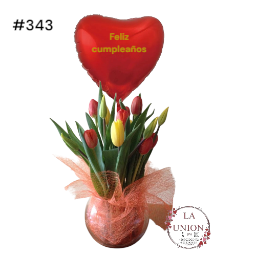hermosa pecera con tulipanes