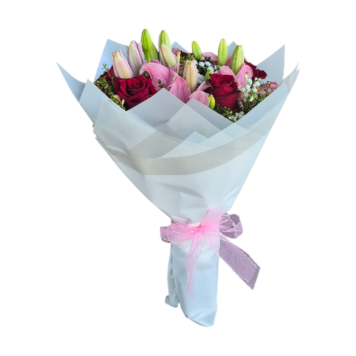 detalle con 6 rosas y 4 lilium