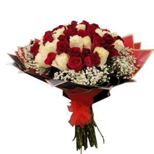 RAMO DE MANO CON 50 HERMOSAS ROSAS BLANCAS Y ROJAS